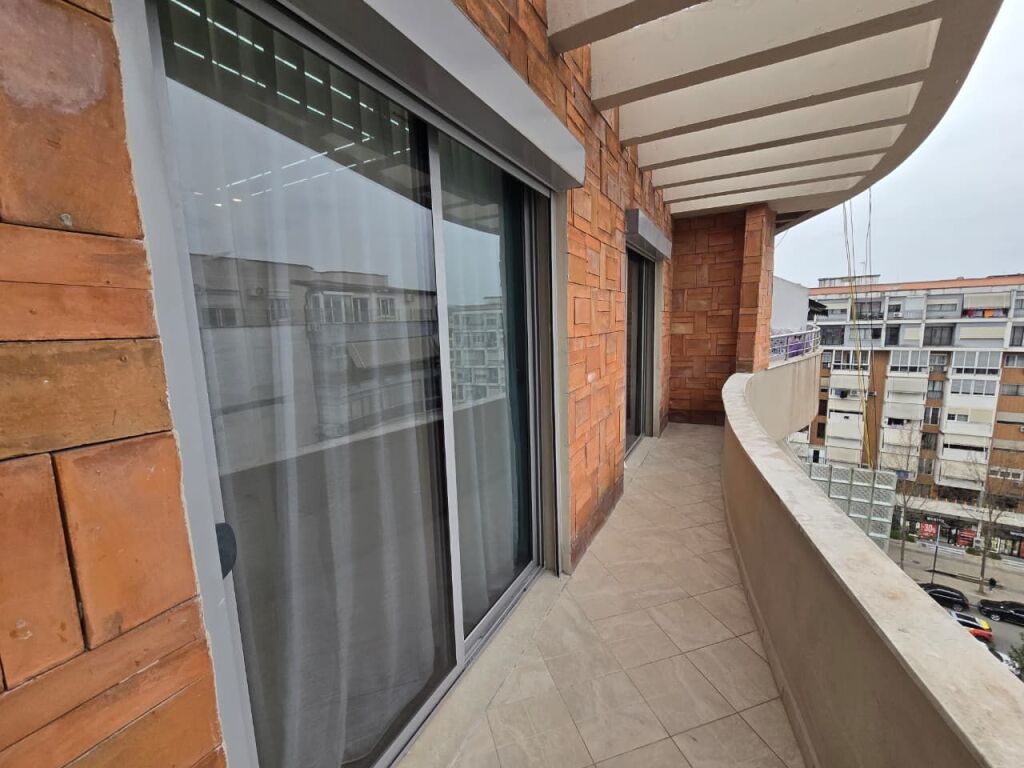 Apartament 1+1 Ne Shitje, Astir, Dy Rrotondot