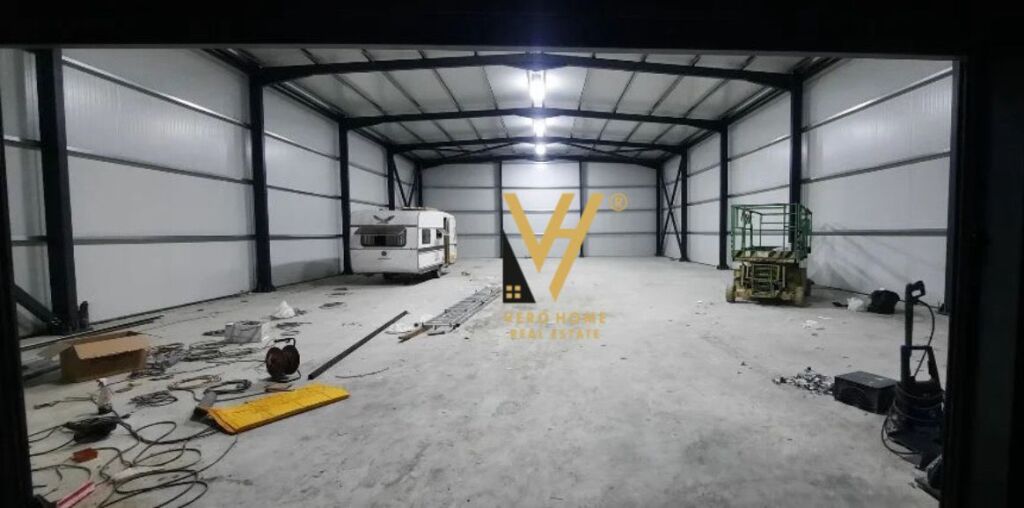 JEPET KAPANON 650 M2 ME QIRA TE RRUGA E ARBRIT, TUFINE 2.000 EURO