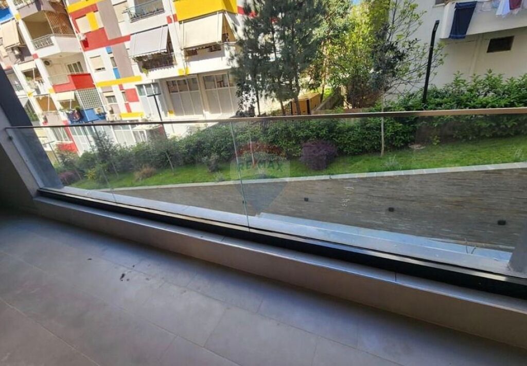 Apartament 2+1+2 Për Shitje ,Kopshti Zoologjik ID: 530601003-178