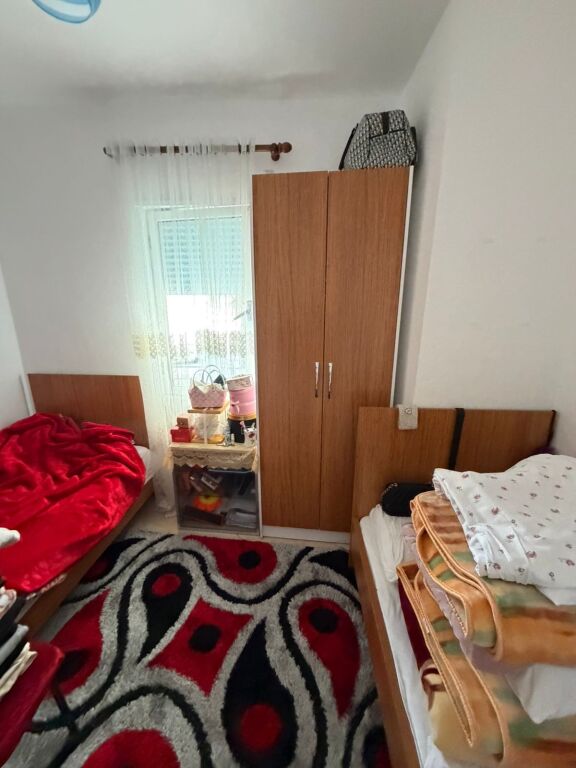 Shitet super apartament në Shkëmbin e Kavajës! 🌊 2+1