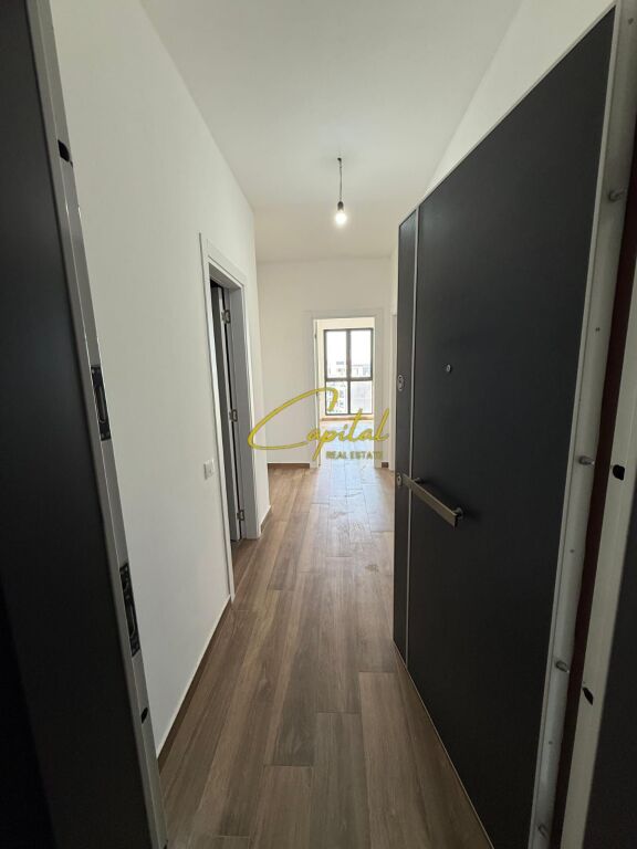 UFFICIO IN AFFITTO 81 M2 GARMACIA 10 500 EURO