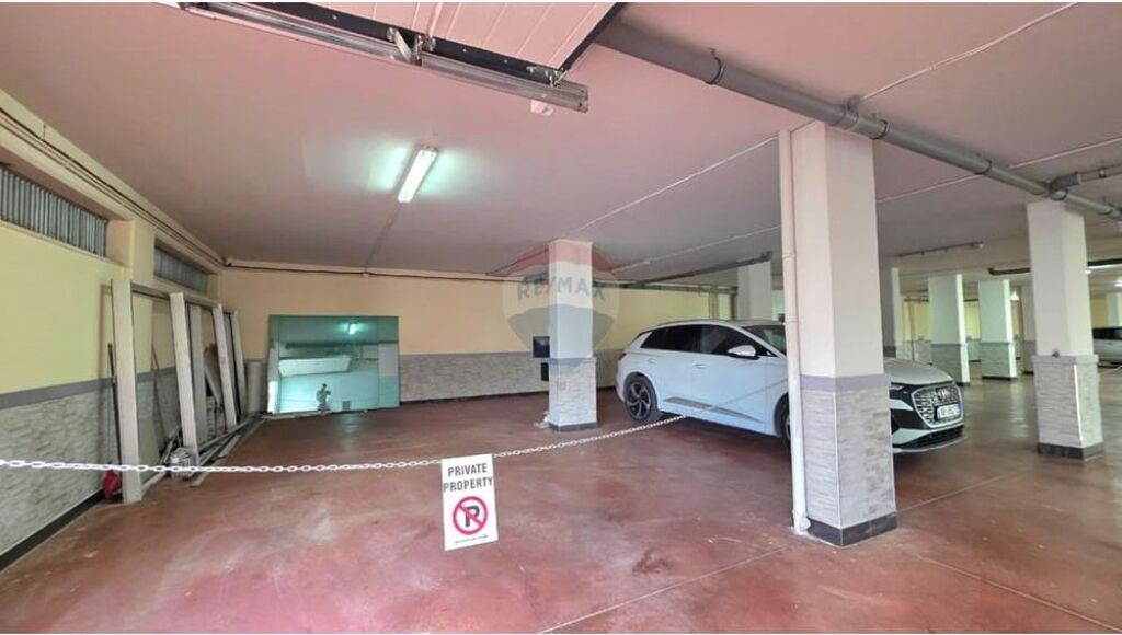 Dyqan me Qira – Ujë i Ftohtë, Vlorë