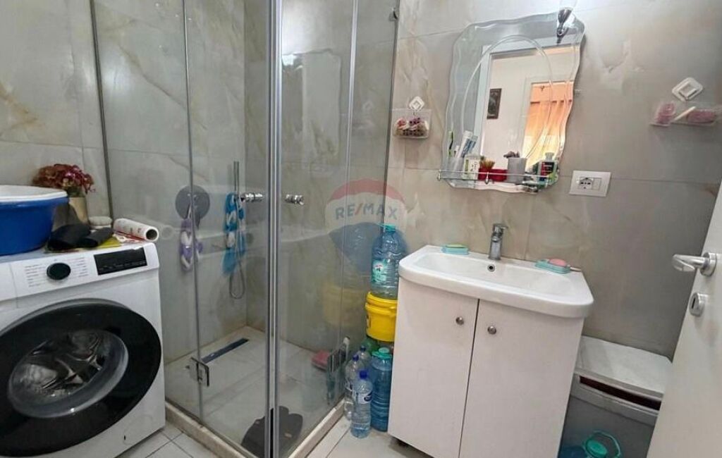 Shitet Apartament 2+1 tek Kompleksi Mangalem ID: 530551001-396