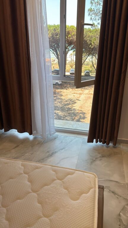 APARTAMENT NE SHITJE 2+1 TE MALI ROBIT GOLEM ME POST PARKIMI