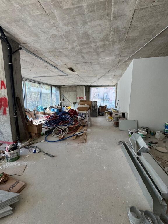 OFFICE FOR RENT BLLOK