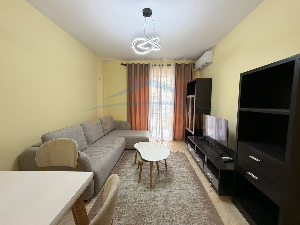 Qera, Apartament 1+1. Unaza e Re.