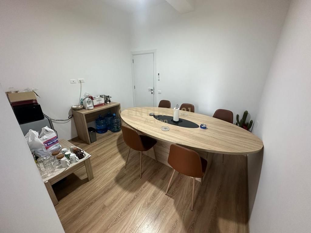 2+1 for office rent! 1,100 € /Month