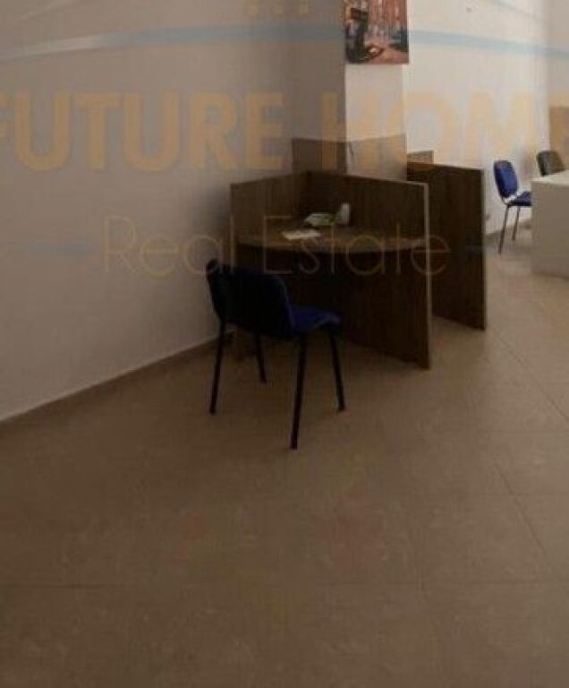 Affitto, Locale Commerciale, Ex Esposizione, Tirana