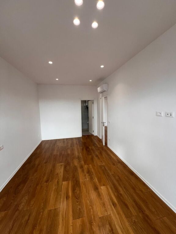 Business Premises - Kavaja Street