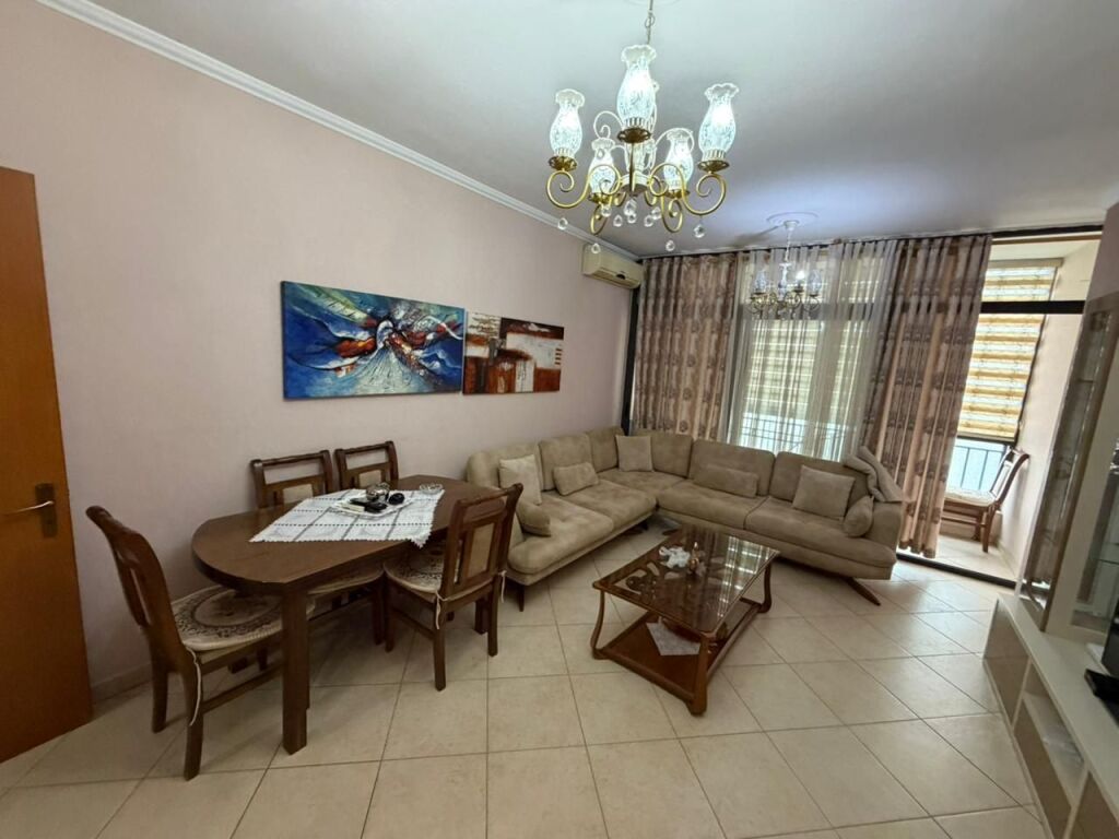 🏡 IN AFFITTO 2+1 – 📍  Yzberisht (vicino a Big Market)💶 Prezzo: 450 € / mese  