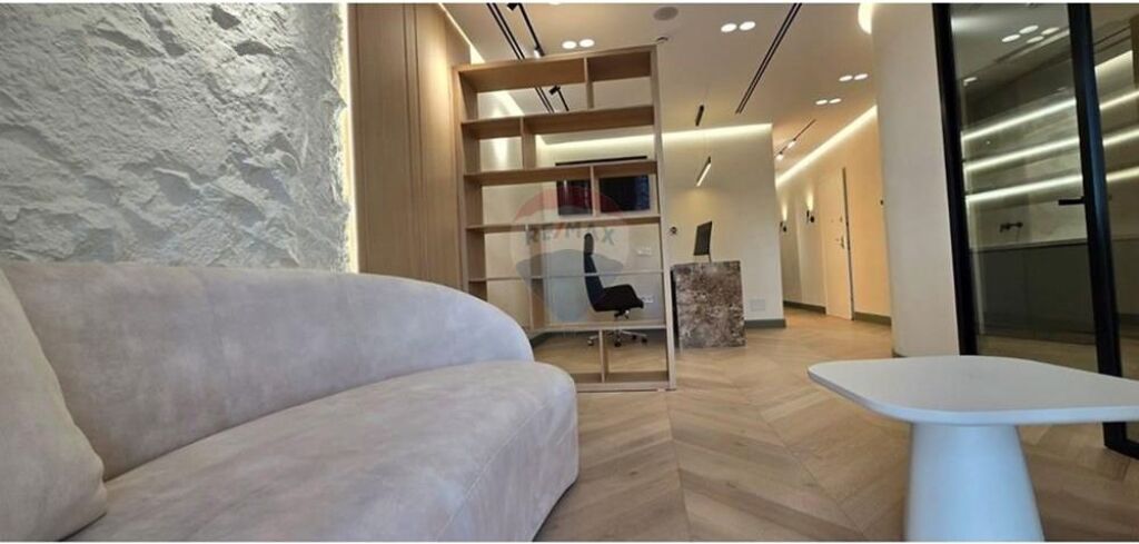 ZYRE PER QIRA ALTANA.