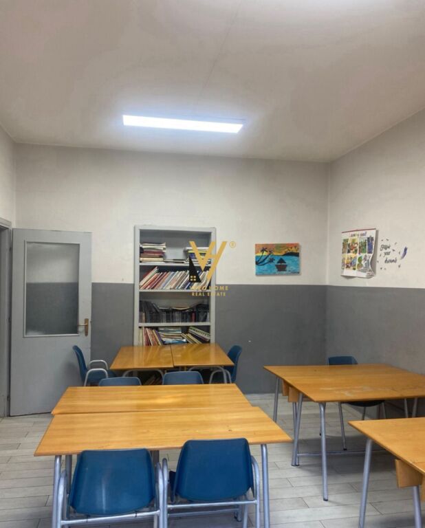 UFFICIO DI 100 M2 IN AFFITTO IN VIA SAMI FRASHERI, BLOK 850 EURO