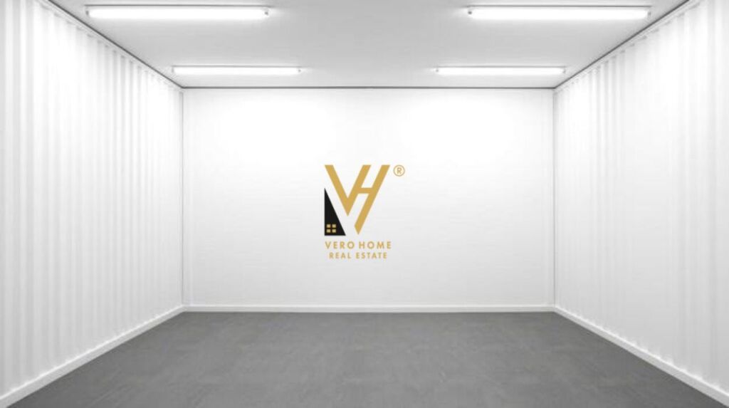 JEPET DYQAN 25 M2 ME QERA TE KOMUNA PARISIT 40.000 LEKE