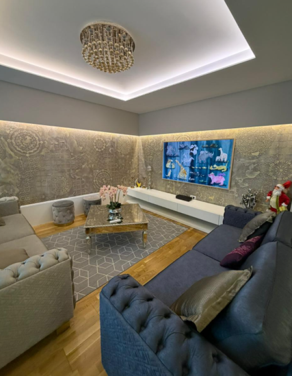 🏡 Apartament 3+1+2 për Shitje – pranë Stadiumit Air Albania