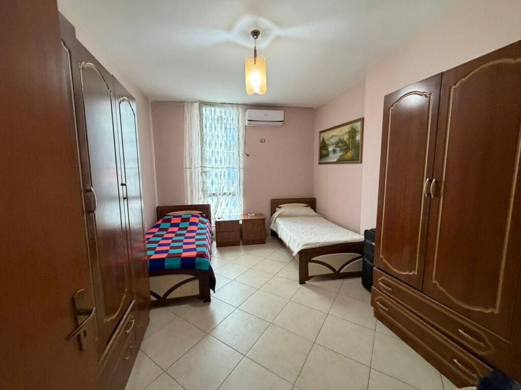 🏡 IN AFFITTO 2+1 – 📍  Yzberisht (vicino a Big Market)💶 Prezzo: 450 € / mese  