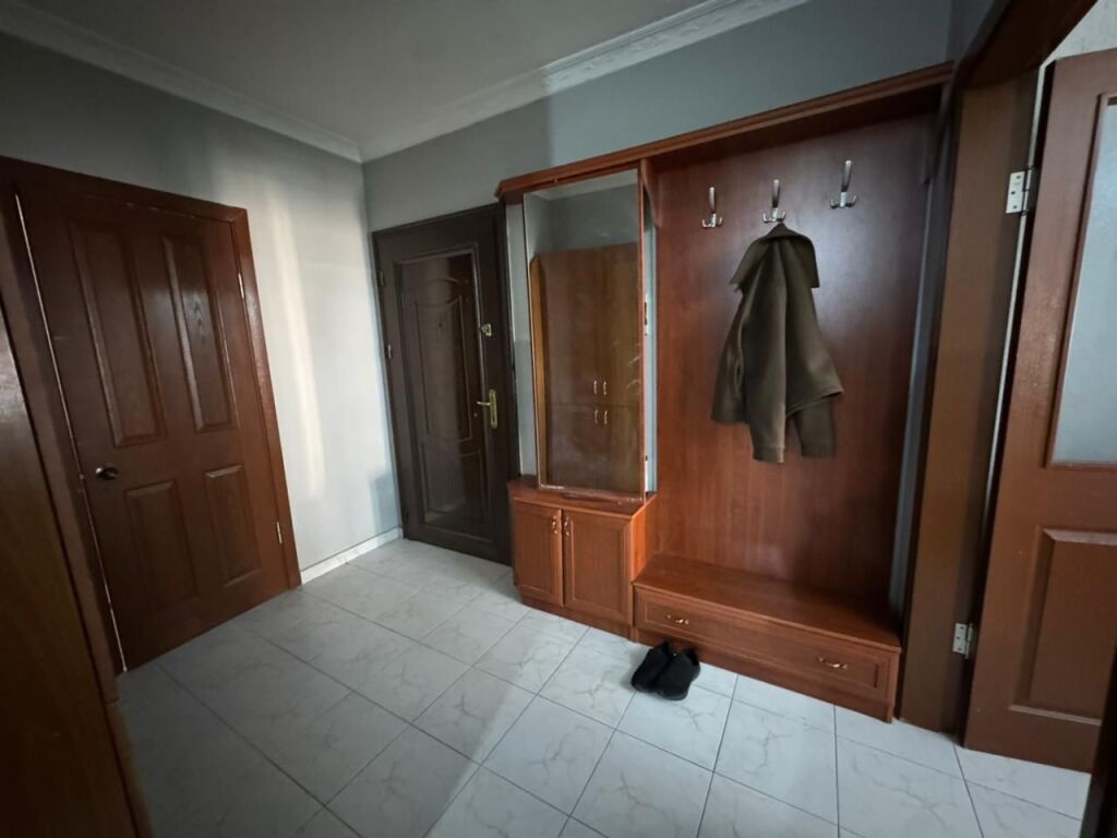 Shitet, Apartament 2+1+2, Laprake, Tirane Empire65844