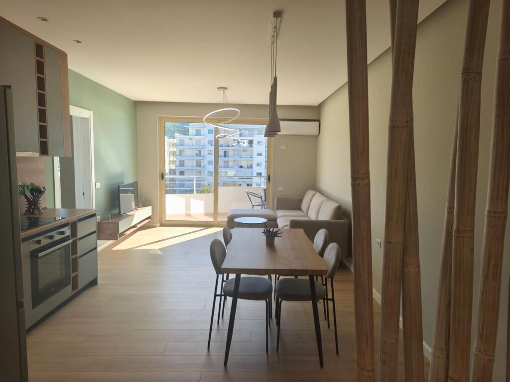 Super Apartment 2+1 Lungomare Vlore