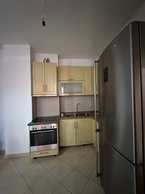 SHITET APARTAMENT 2+1+2 - KOMPLEKSI GRAND