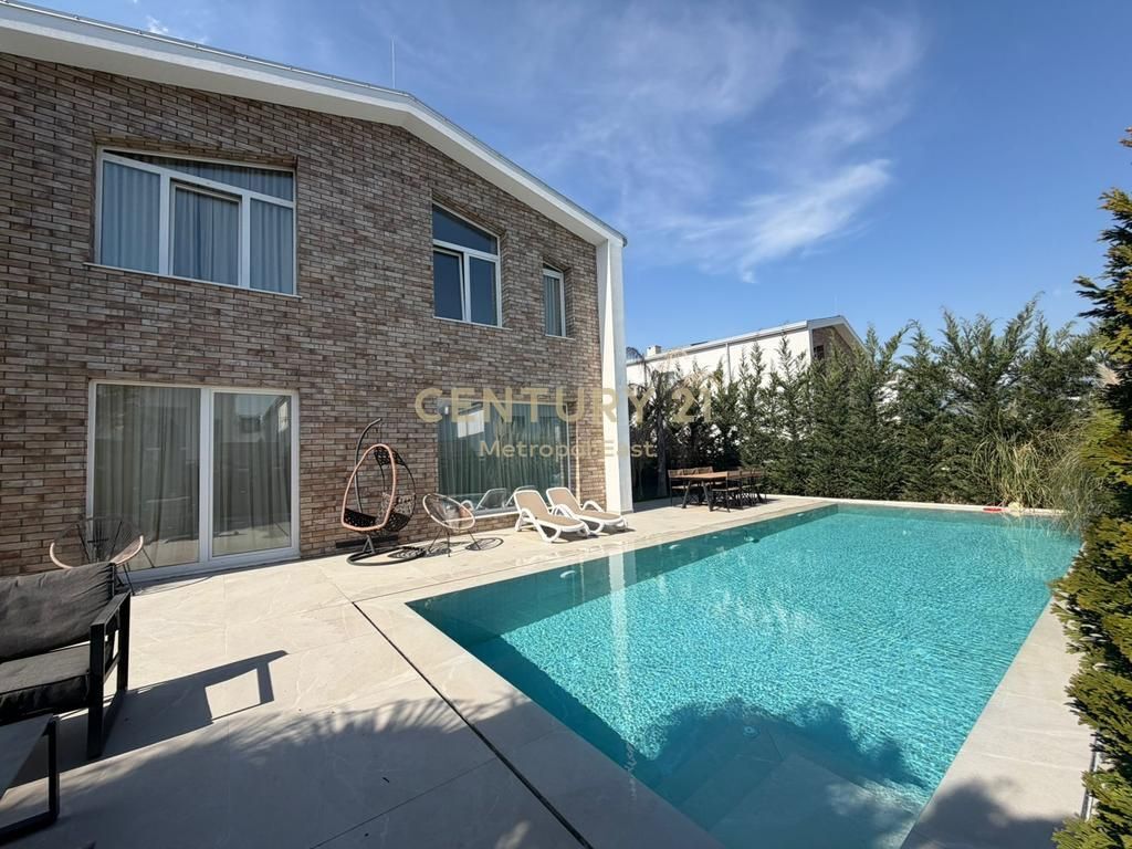 LUXURY VILLA FOR RENT WITH SWIMMING POOL, IN A RESIDENTIAL AREA NEAR TEG 5,000 € /Month Total Area  500m2