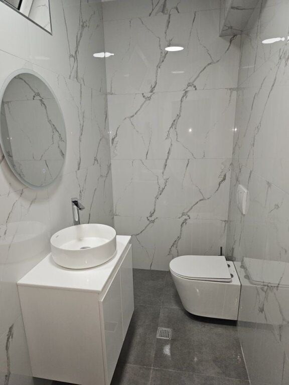 Office\Duplex for rent in Center (ID BZ2645) Tirana