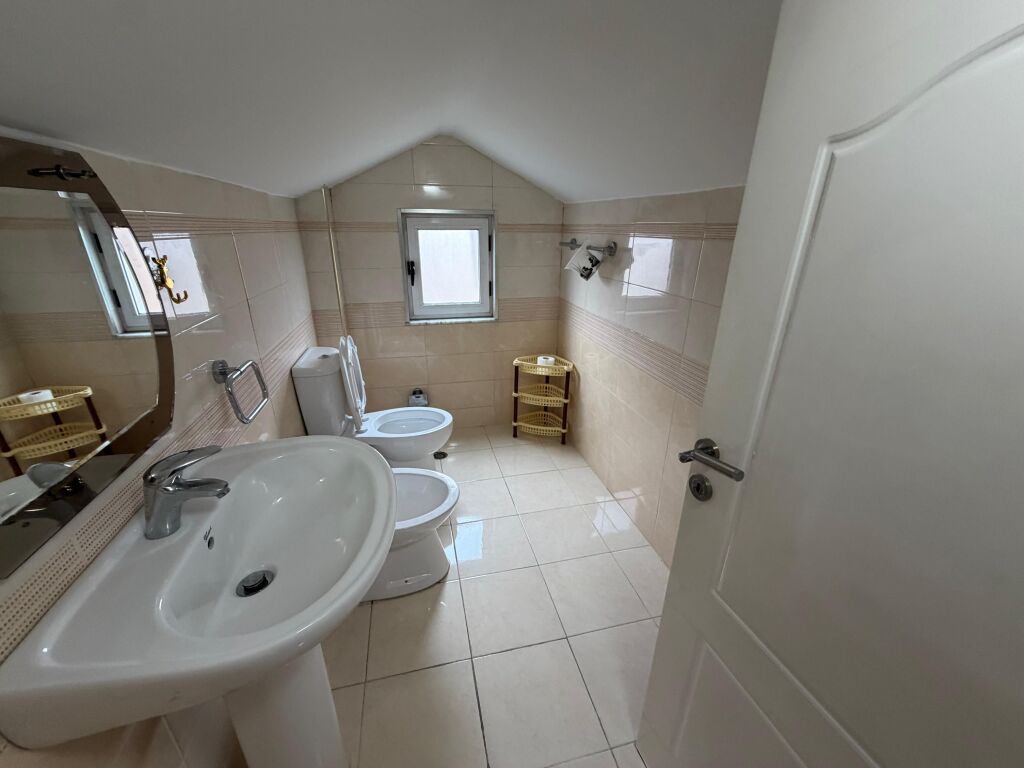 Shitet Dublex 2+1+2 Rruga e Dibres