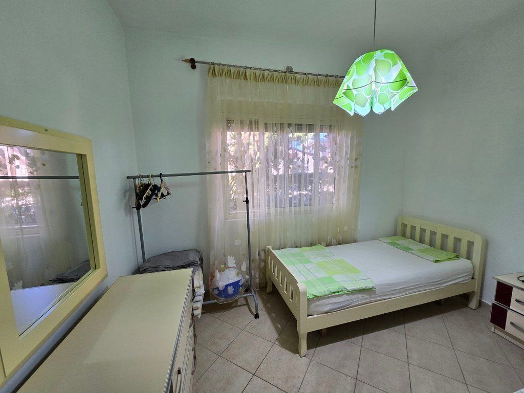 APARTAMENT 2+1 ME OBORR PER SHITJE TEK LURA 1