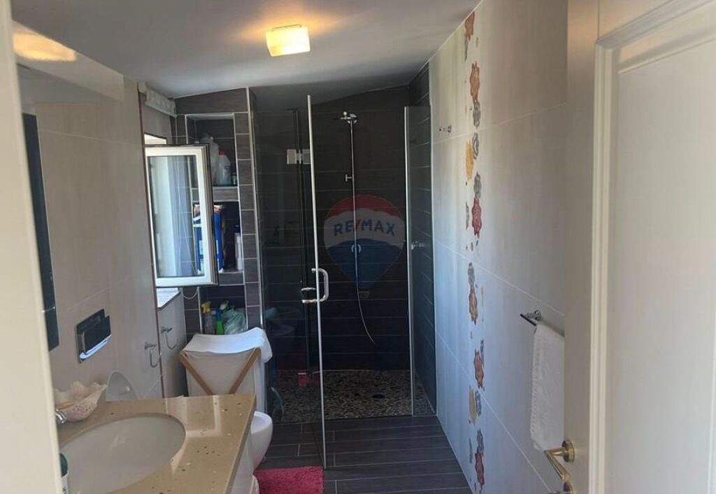 Duplex per shitje me pamje nga Liqeni i Thate ID: 530181095-240