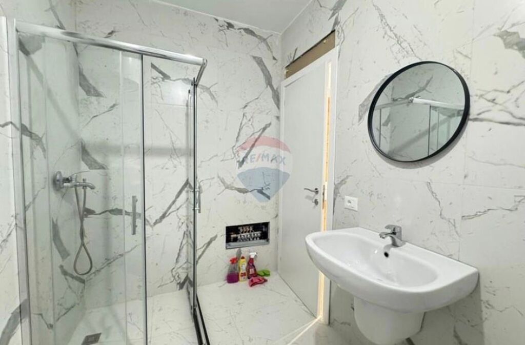 APARTAMENT 2+1 PER SHITJE TEK DONIKA CENTER ID: 530281026-1270