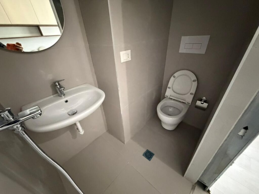 Apartament 2+1+Parking per qira tek River Residence ne Astir.