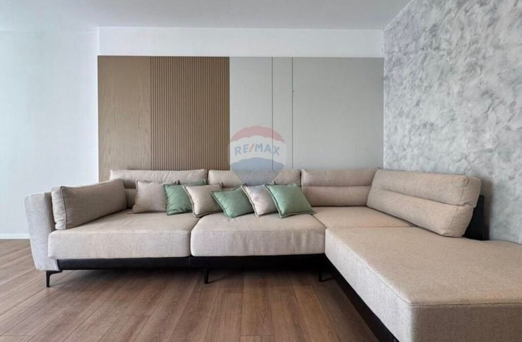APARTAMENT 2+1 PER SHITJE TEK DONIKA CENTER ID: 530281026-1270