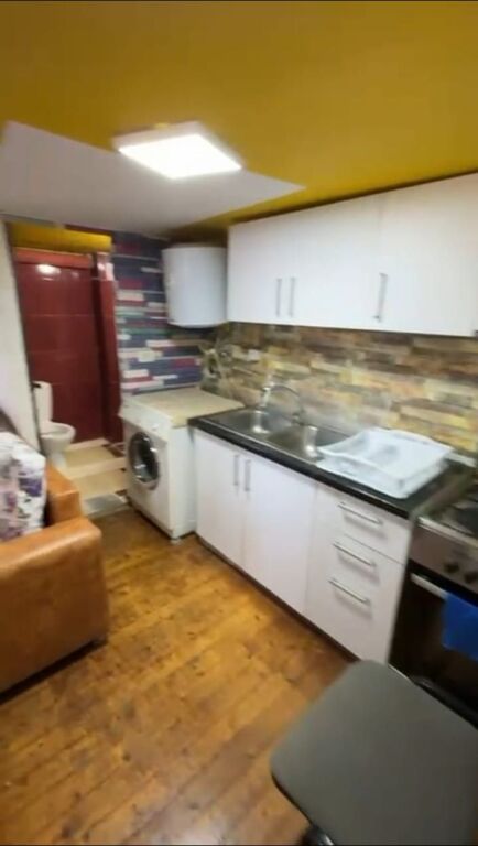 Affitto | Appartamento 1 + 1 | Astir | 250 €/mese