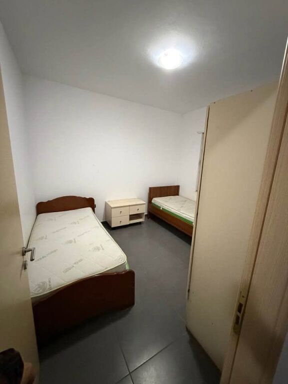 AFFITTASI APPARTAMENTO 2+1, arredato, Yzberisht, Tirana