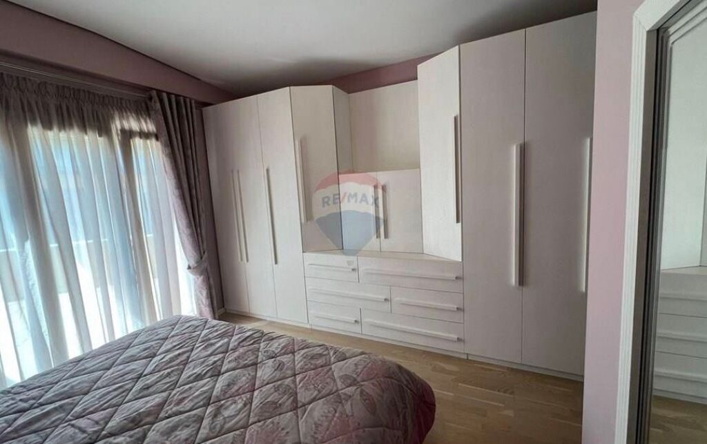 Duplex per shitje me pamje nga Liqeni i Thate ID: 530181095-240