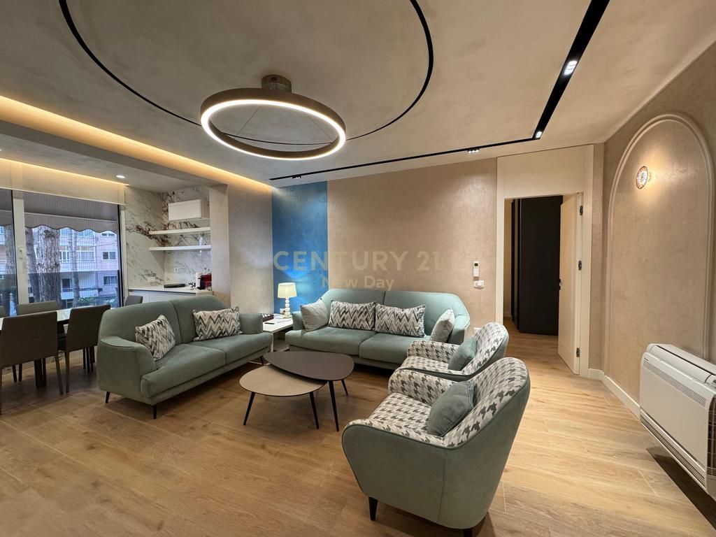 APPARTAMENTO 2+1+2T IN VENDITA A MALIN E ROBIT!