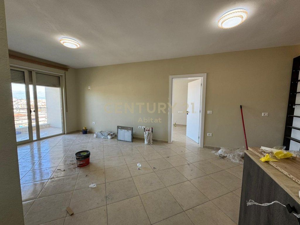 APARTMENT 1+1 FOR RENT IN KOMBINAT