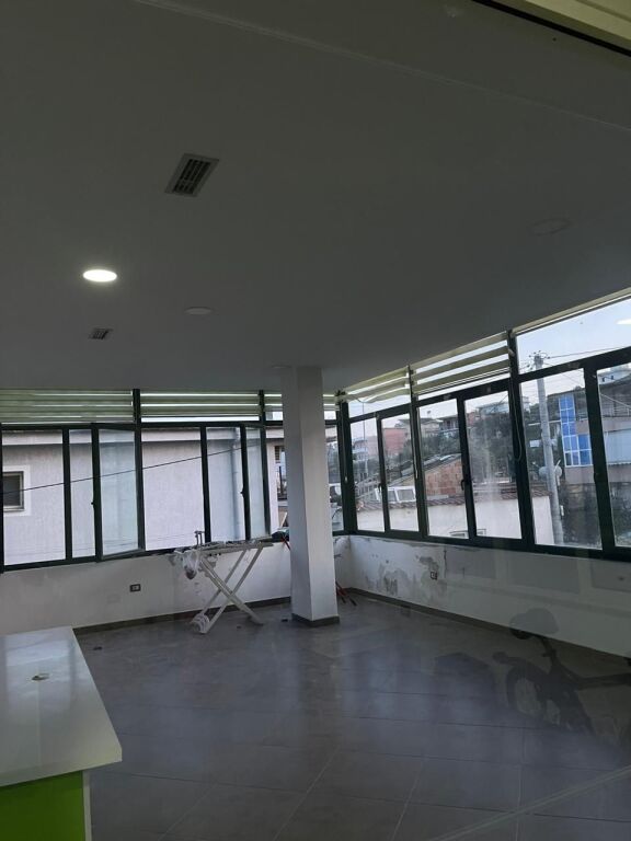 Ambient biznesi me qera – Spitallë, Durrës