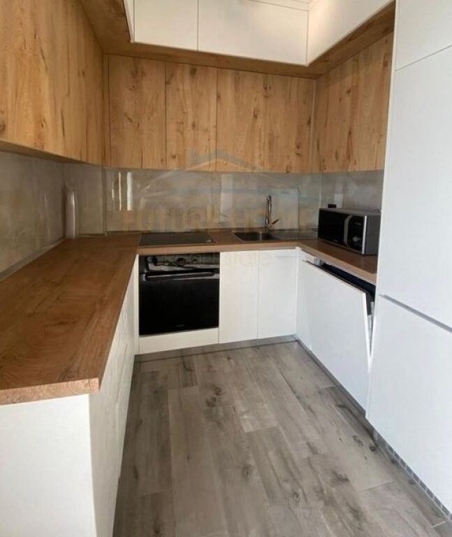 Affitto, Appartamento 1+1+Posto Auto, "Sofia Residence", Tirana