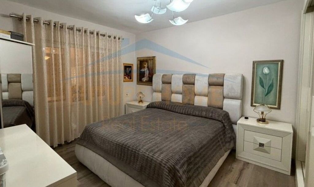 For sale, Apartment 2+1, 21 Dhjetori