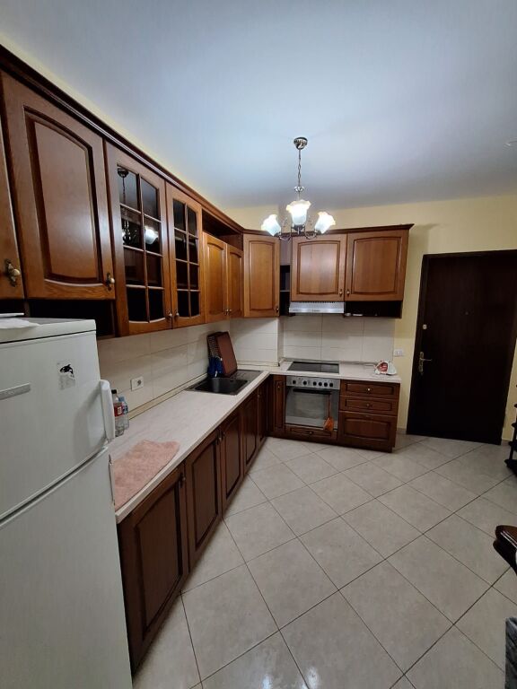 Appartamento 2+1 in Affitto, Astir