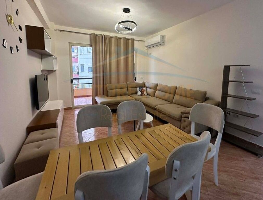 Qera, Apartament 2+1, Unaza e Re