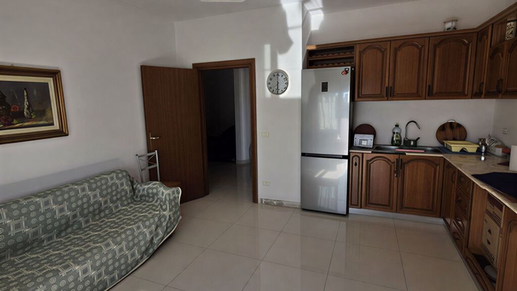 Shitet Apartament me Terracë Panorame | 160m² | Potencial i Shkëlqyeshëm