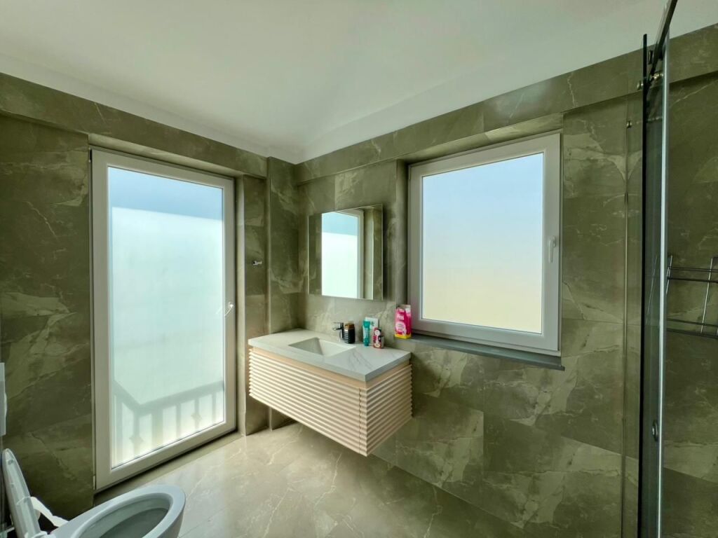 3-storey villa for rent, “Rezidenca Vilat Lule”, Mjull Bathore