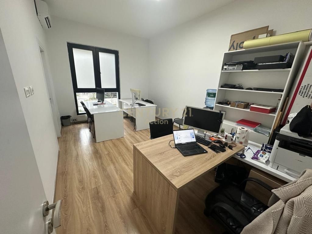 2+1 for office rent! 1,100 € /Month
