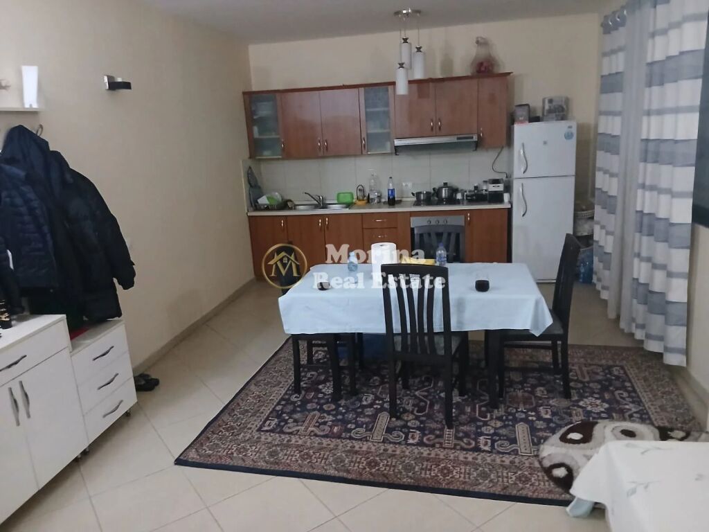 Rent | Apartment 2 + 1 | Kristal Center | 450 €/month