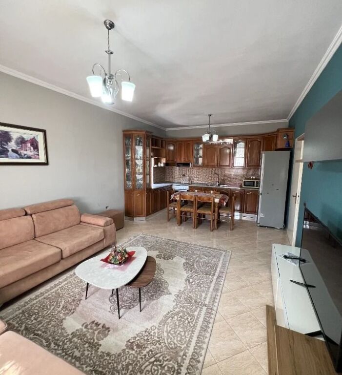 Rent | Private house 2 + 1 | Yzberisht | 400 €/month