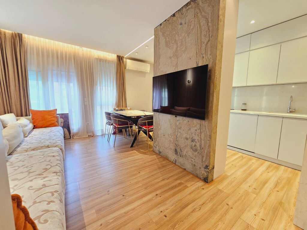 For Rent: 2+1+2wc ( PAZARI I RI )* 📍 *950€* - k5, Elevator. - Super Investment **60k€ Cost - with Architect | Modern Furnishing, Electro A++ & PARQUET