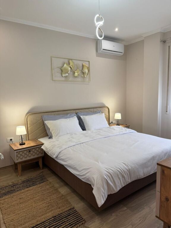 app per qera, 1+1.  kati 3 pallati Tibo perball delijorgjit  Qera 70000 lek/muaj