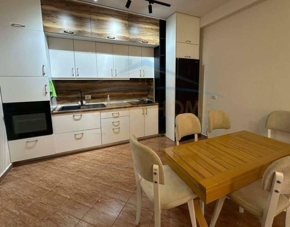 Qera, Apartament 2+1, Unaza e Re