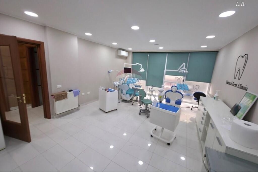 LOCALE IN AFFITTO PRESSO KIKA 1 – MUNICIPIO DI PARIGI