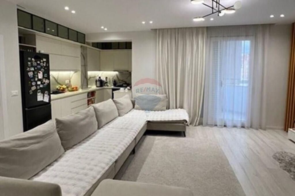 Apartament - Për Shitje - Rruga Emin Duraku, Tiranë